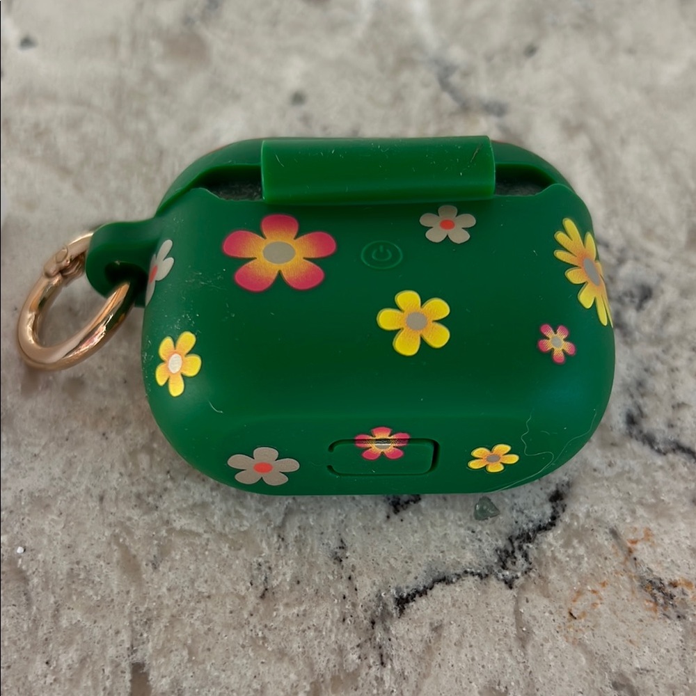 Marc Jacobs Daisy Wild AirPods Case, 3rd Generation, NWT - Picture 3 of 4
